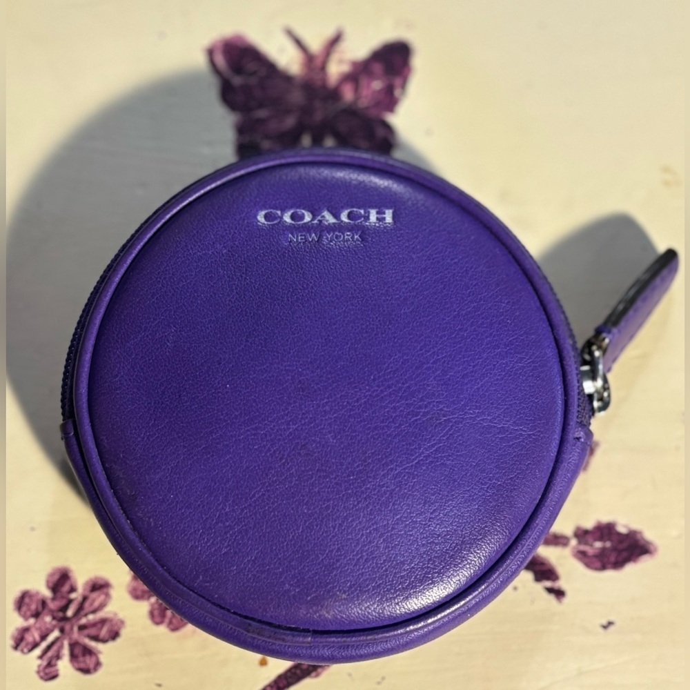 Coach Purple Key Card Holder with Tag Logo! RARE - Picture 2 of 5